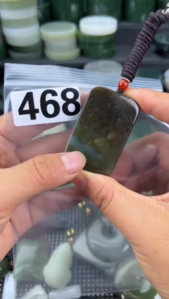 和田玉未镶嵌珠宝半成品牌子