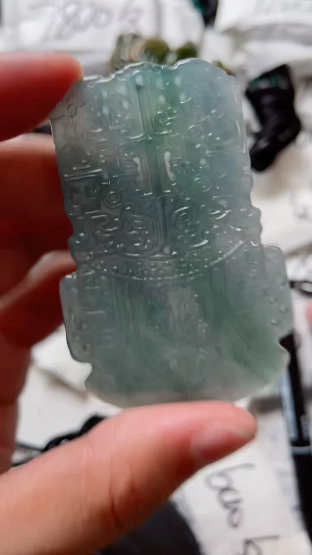 翡翠未镶嵌颈饰88888888888