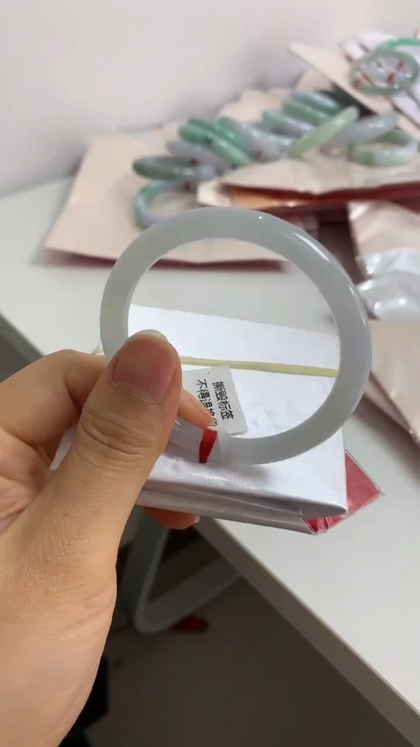 未镶嵌手镯翡翠52.3冰圆条