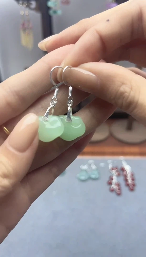 银S925镶嵌和田玉耳饰251000