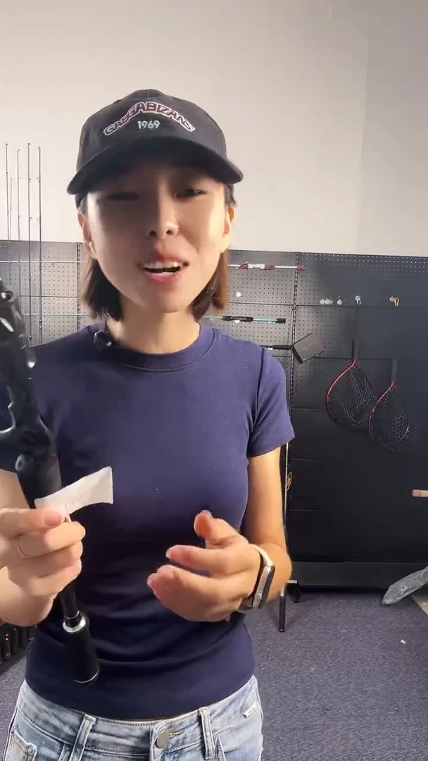 碳素（瑕疵杆没有售后 介意勿拍）纯黑色伸缩小海杆1.8米枪柄