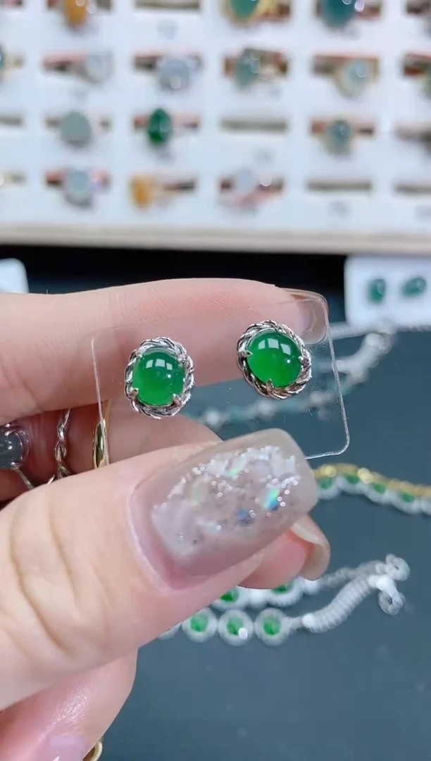 银S925镶嵌翡翠耳饰天然翡翠