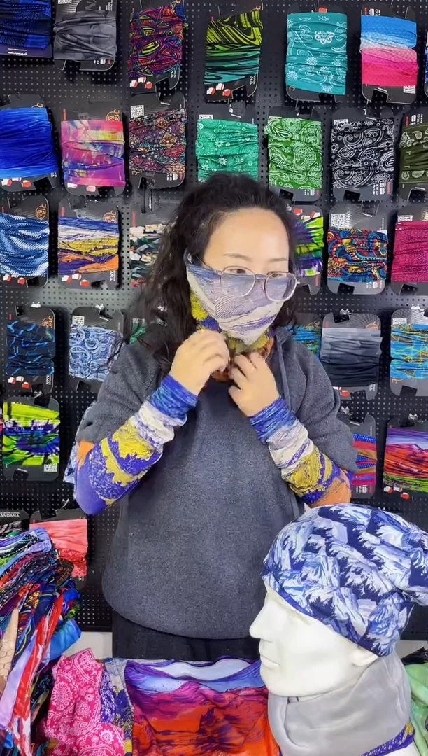 涤纶快****！云霭雪巅面罩11111