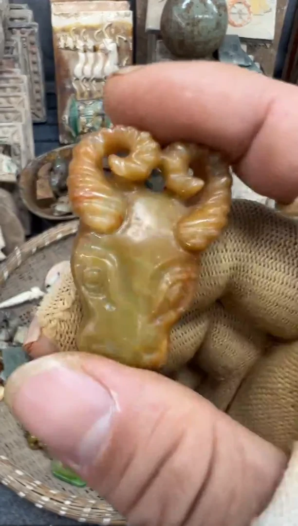 未镶嵌和田玉（糖玉）挂件11111