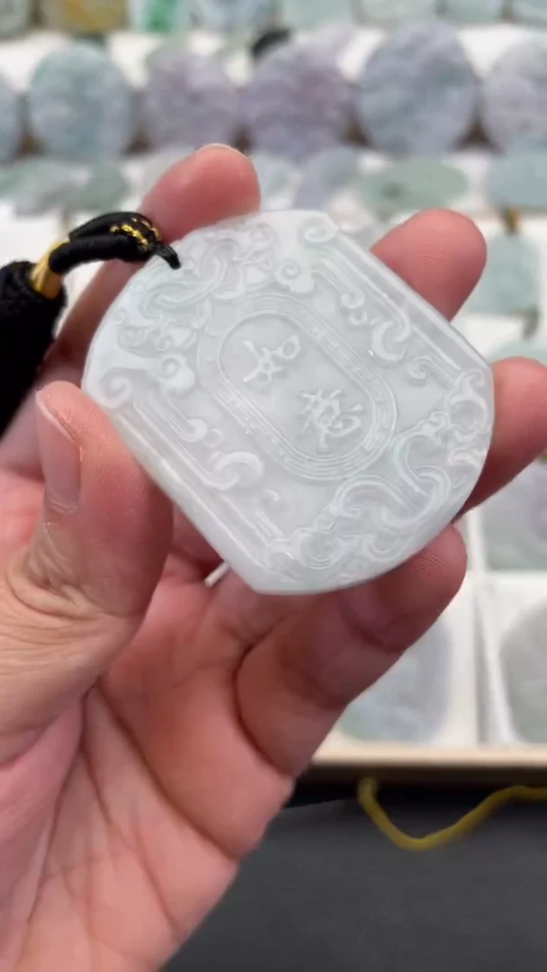 颈饰未镶嵌翡翠天然缅甸翡翠A货93