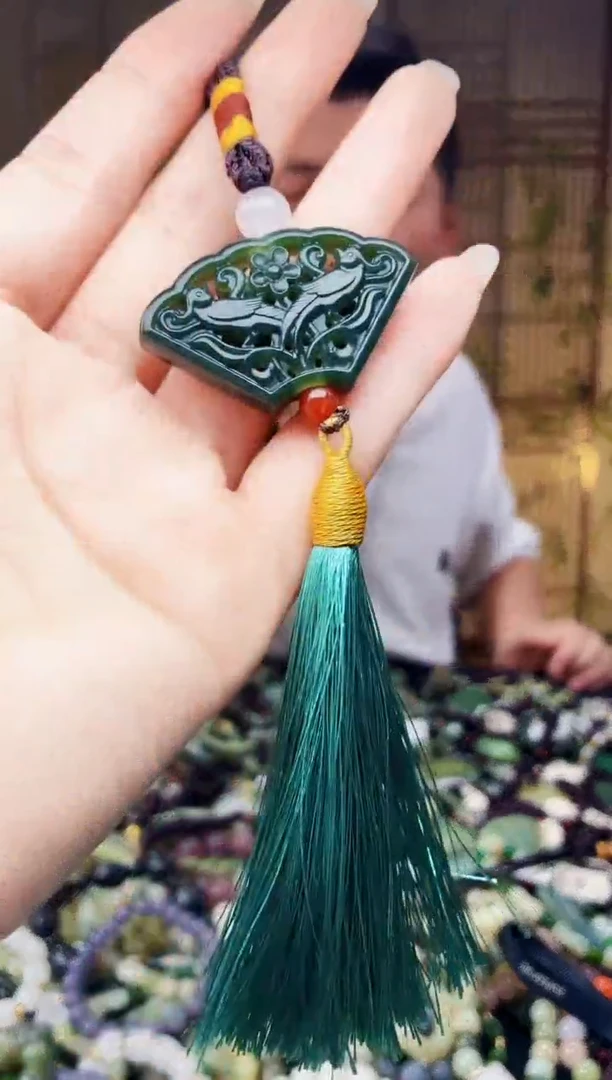 颈饰未镶嵌和田玉多样性发货，拍一发一