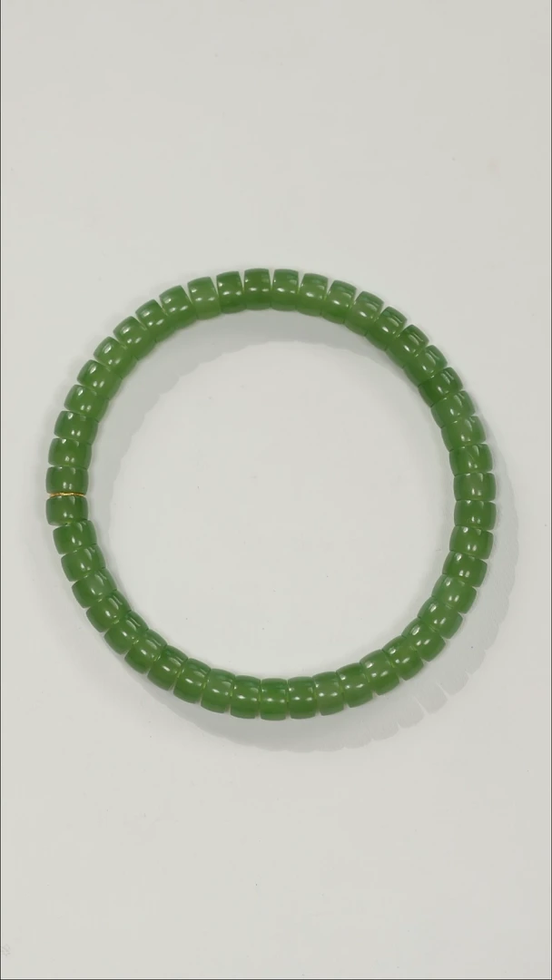 和田玉未镶嵌珠宝半成品1