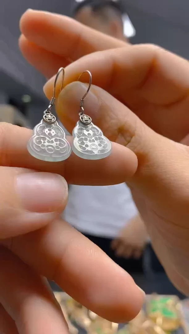 【闪购商品】翡翠耳饰银S925镶嵌380翡翠耳钩