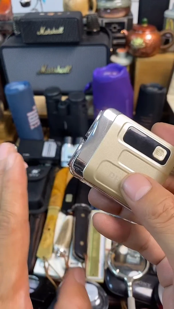 瓷片闪购商品，如图所示