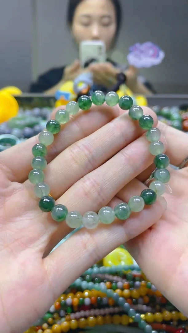 翡翠未镶嵌颈饰6MM/X/翡翠A货，一件也是批发价