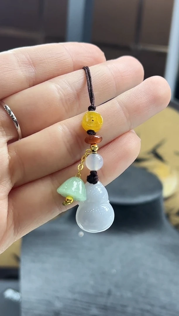 【闪购商品】翡翠颈饰未镶嵌葫芦挂包