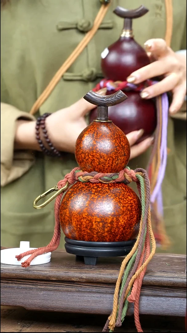 YZ004简约大漆款天然酒葫芦（一物一拍）