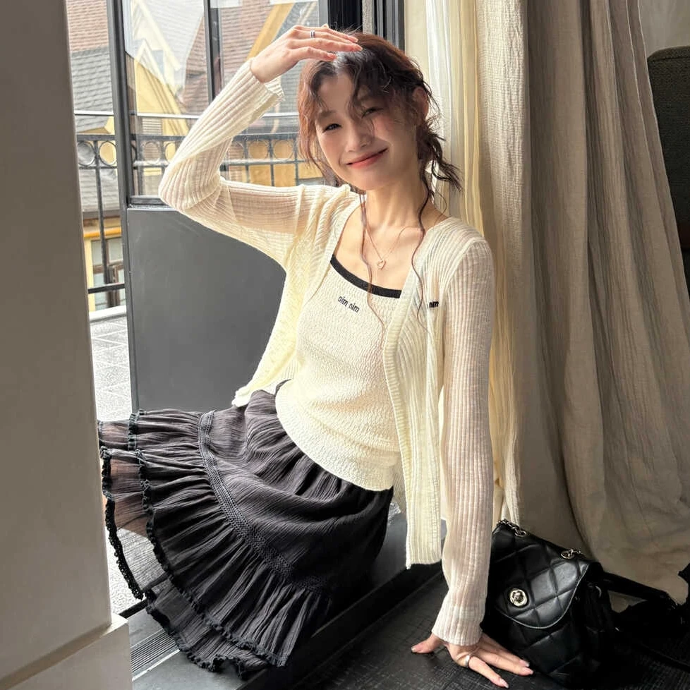 法式甜美风字母刺绣洋气吊带背心开衫外穿薄款上衣女夏季时尚套装