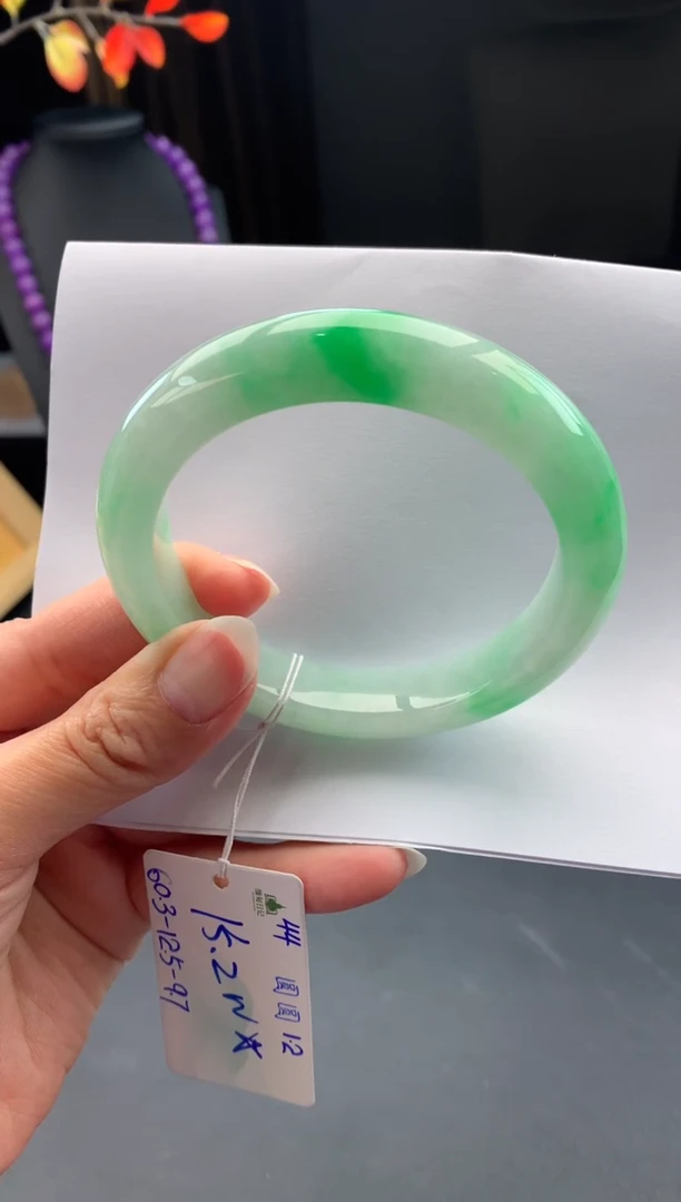 未镶嵌手镯翡翠翡翠自带#送人#，假一赔三