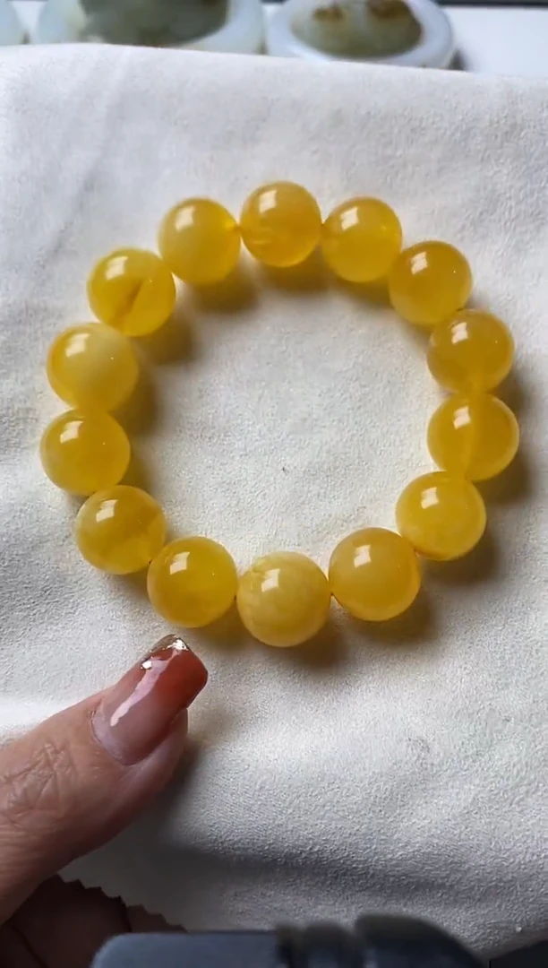 裸石琥珀未镶嵌手串