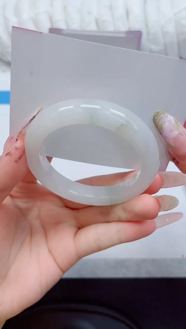 未镶嵌手镯石英质玉178-51/52