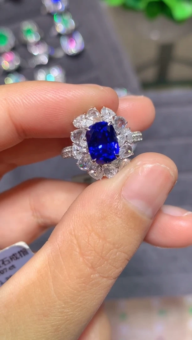 戒指蓝宝石18K金镶嵌苏*3.12ct