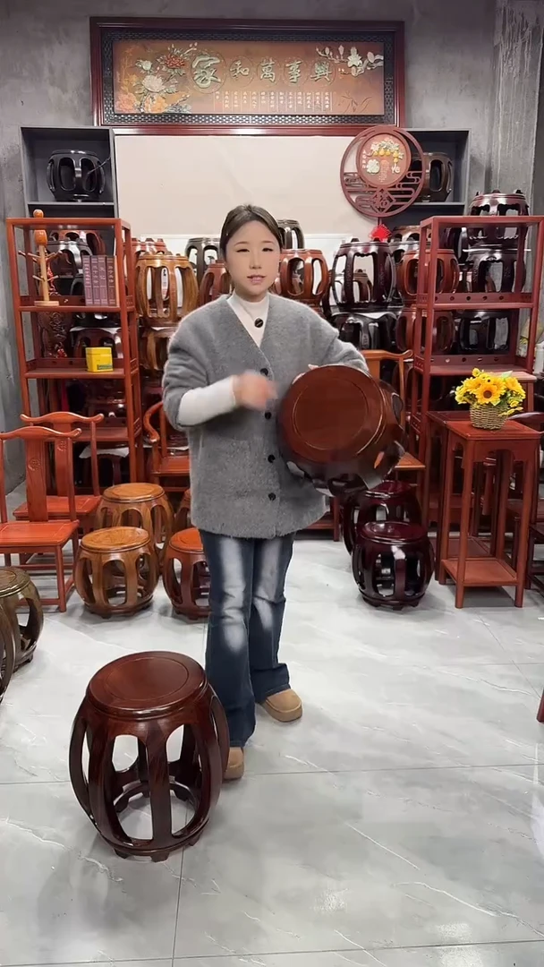 花梨木类家具胡桃色小号鼓凳一对（两条）