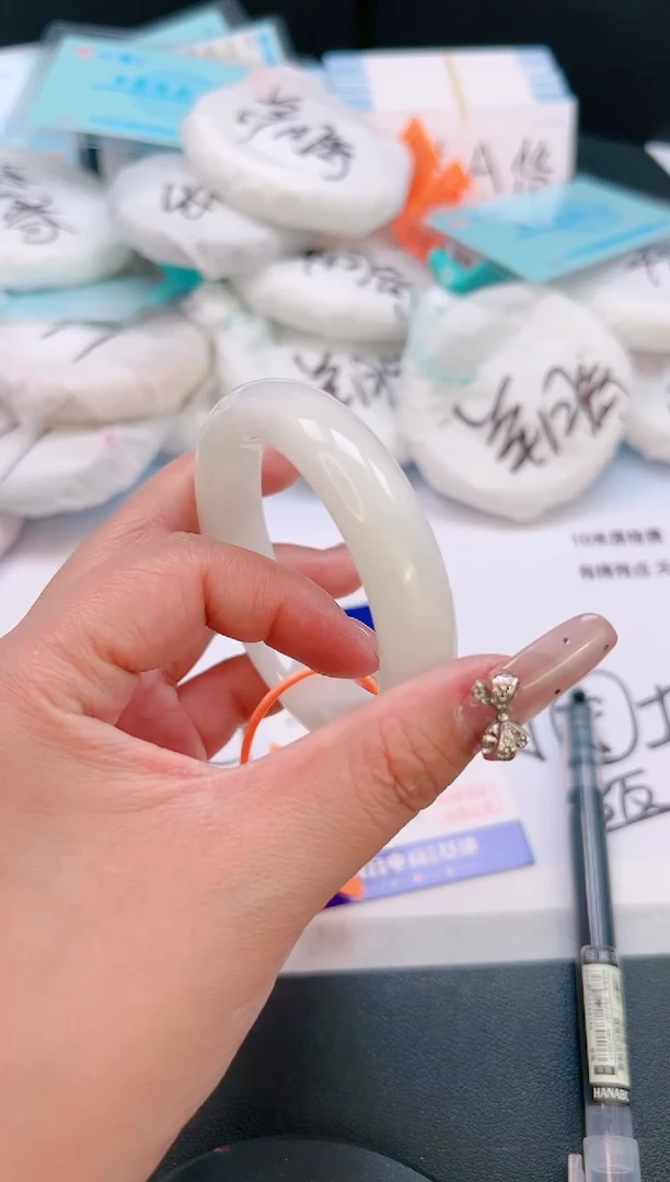 未镶嵌手镯和田玉13T26-52