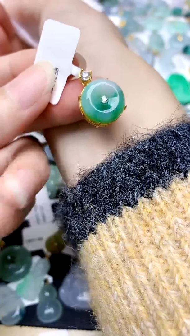 颈饰银S925镶嵌翡翠天然A货翡翠