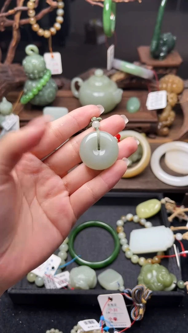 和田玉未镶嵌吊坠(不含链)且末青白平安扣822566