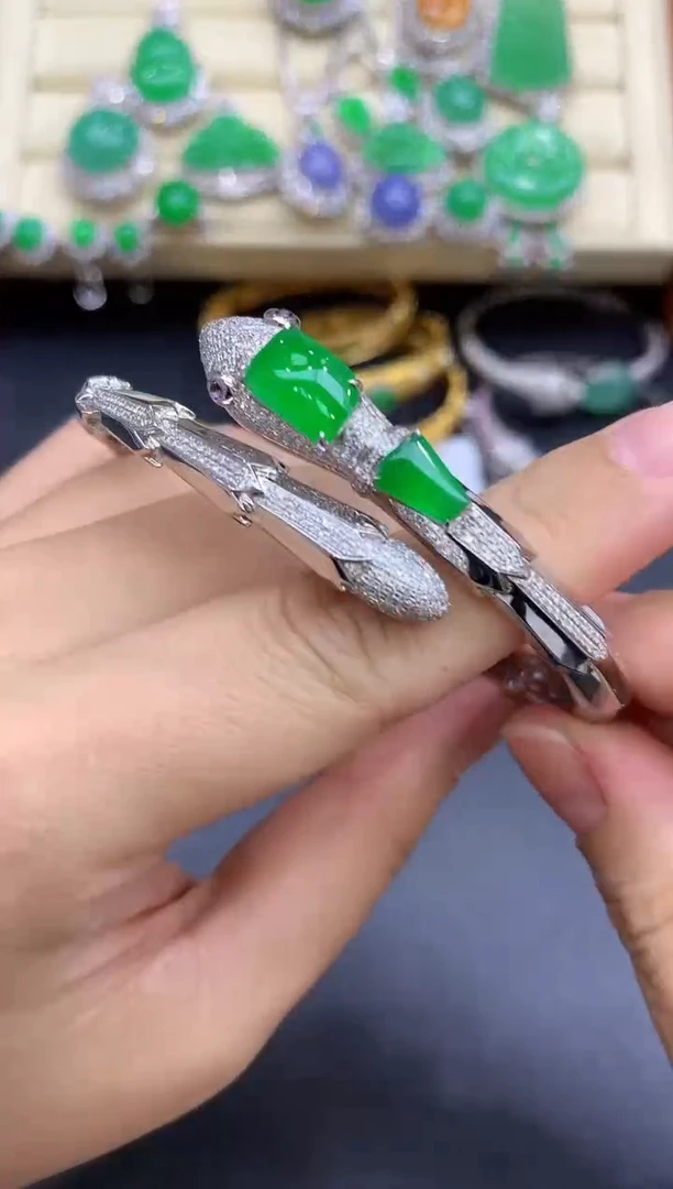 未镶嵌手镯翡翠757-中国好珍宝