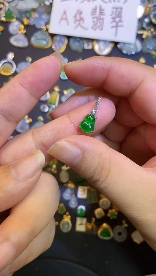 翡翠银S925镶嵌吊坠(不含链)1