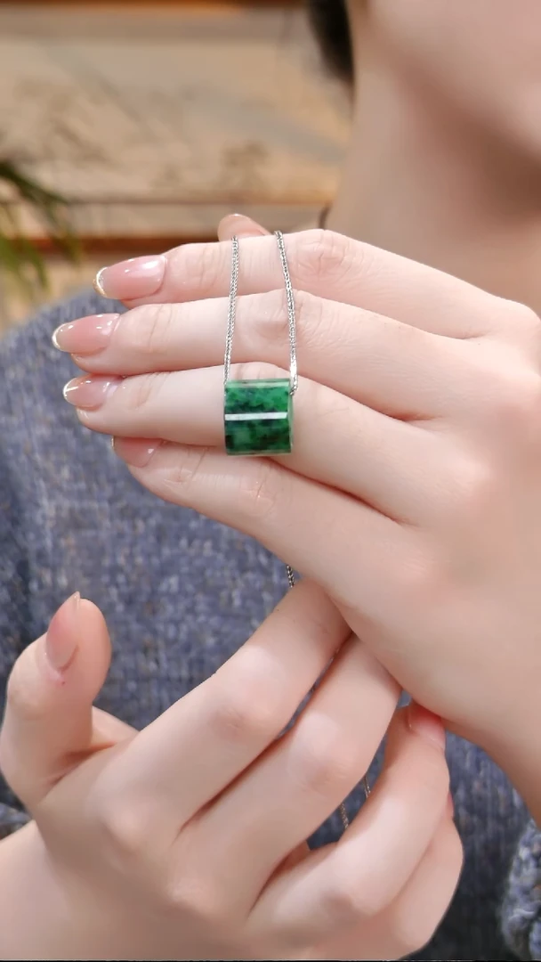 颈饰未镶嵌翡翠国风