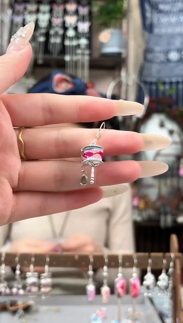 织绣民族风非遗老绣饰品218