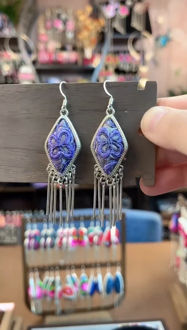 织绣民族风手工非遗老绣饰品219