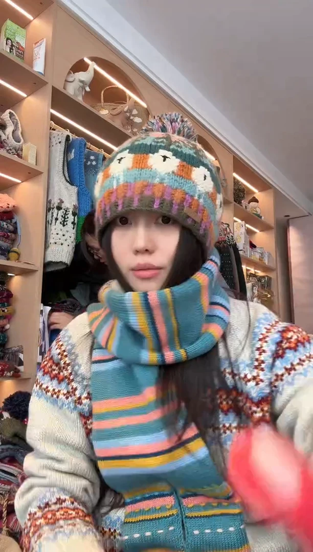 羊毛雾霾蓝小羊帽