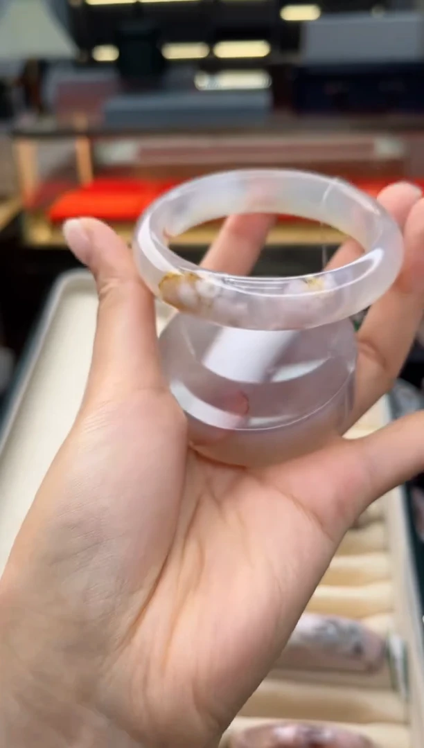 石英质玉手镯未镶嵌57圈口（赠送镯心）3889174