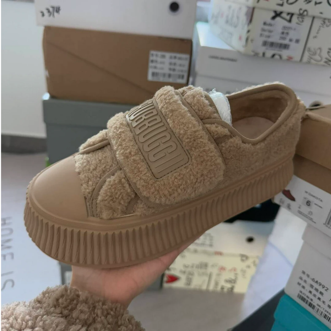 时尚休闲鞋秋冬加绒一脚蹬女鞋加绒平底饼干鞋
