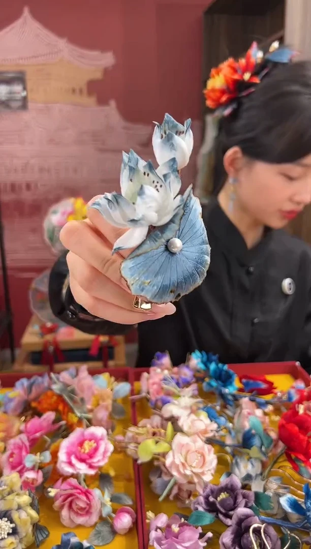 【闪购商品】刺绣非遗绒花（发饰）