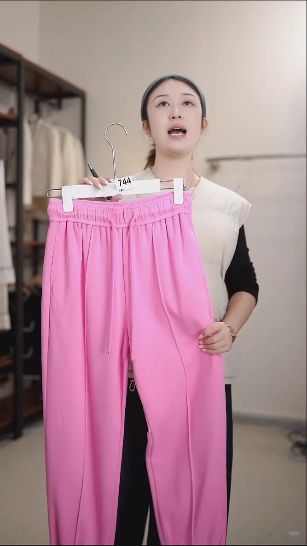 745萌萌直播间福利