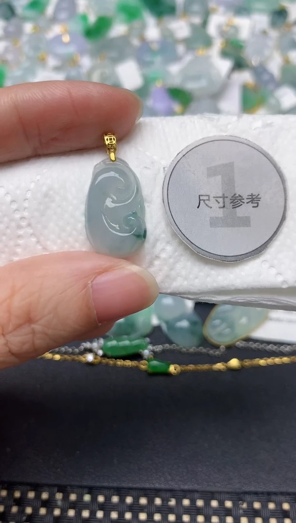 颈饰未镶嵌翡翠天然缅甸A货翡翠