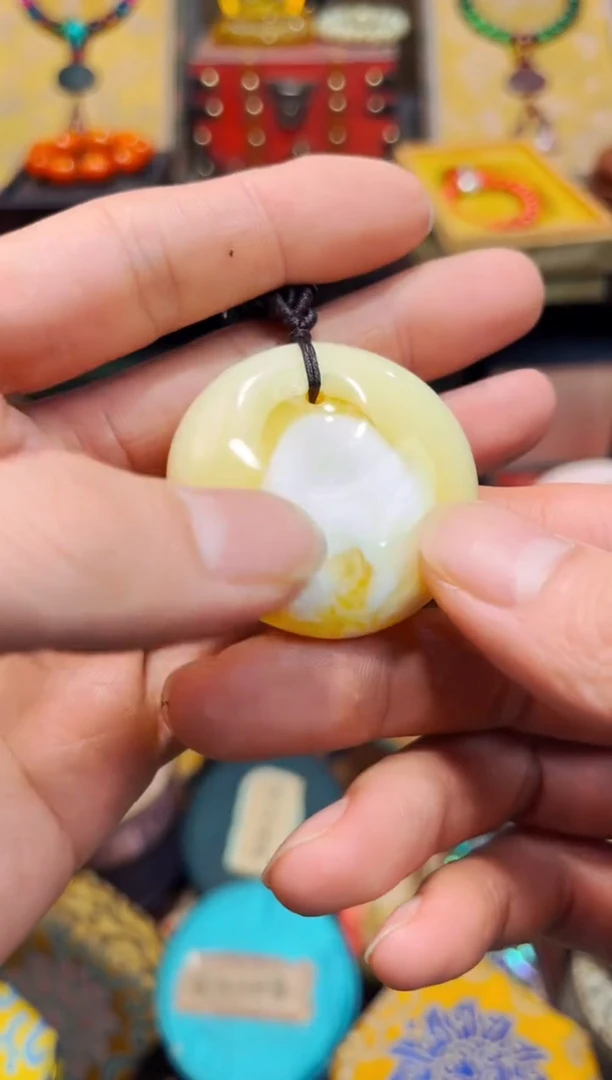 【闪购商品】蜜蜡裸石未镶嵌Q瑞哥专属高端精品56