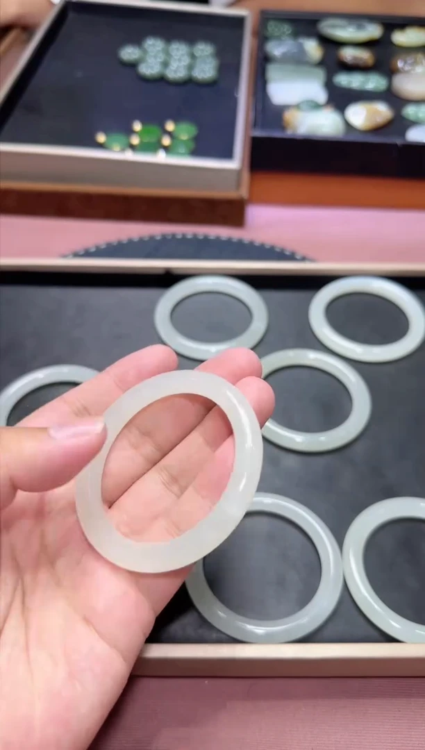 未镶嵌和田玉挂件【钰929】45 7017 多样性发其一