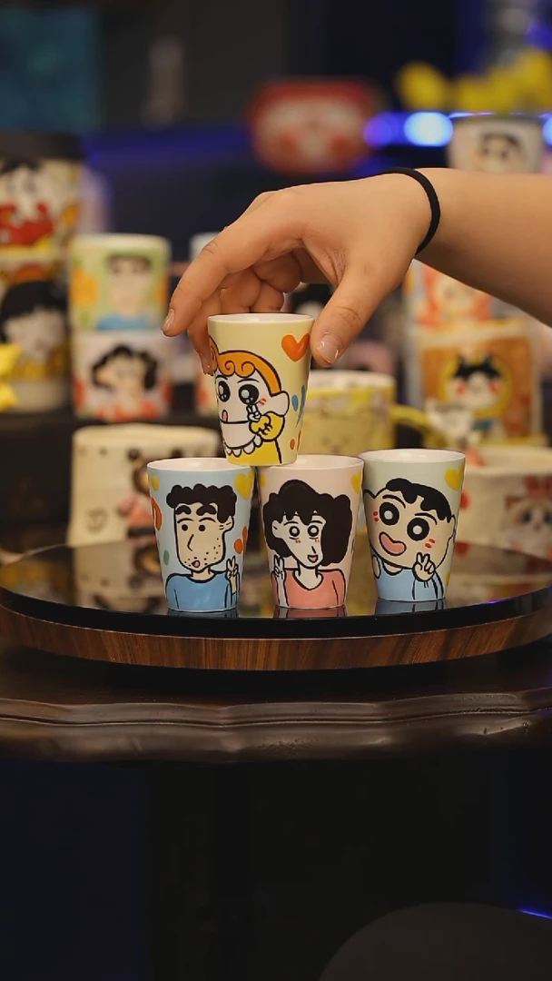 【闪购商品】摆件景德镇釉下彩绘设计师款式陶瓷