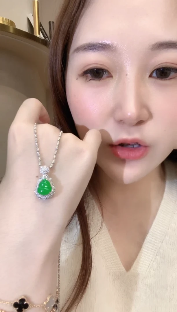 吊坠(不含链)18K金镶嵌翡翠c51