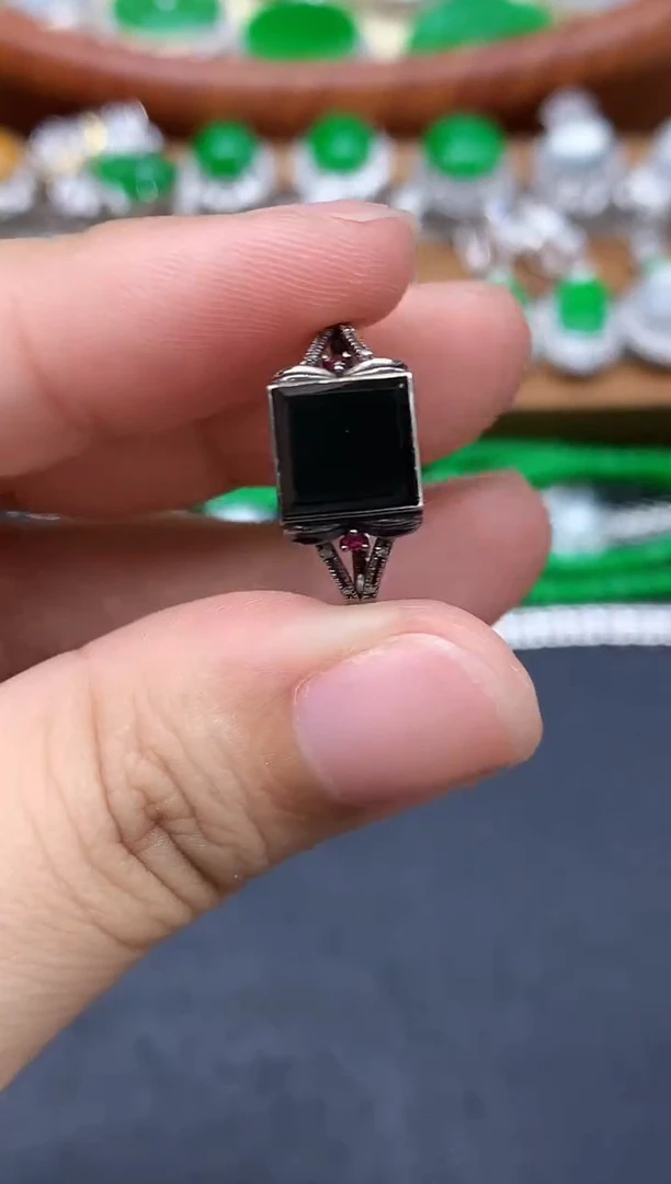 颈饰18K金镶嵌翡翠408-中国好珍宝