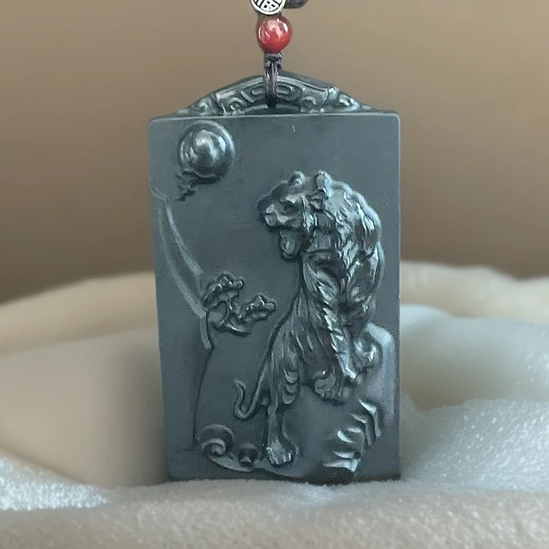 【龍帝专属】天然和田玉虎啸山河吊坠40X70MM微瑕多样性发货一个A35