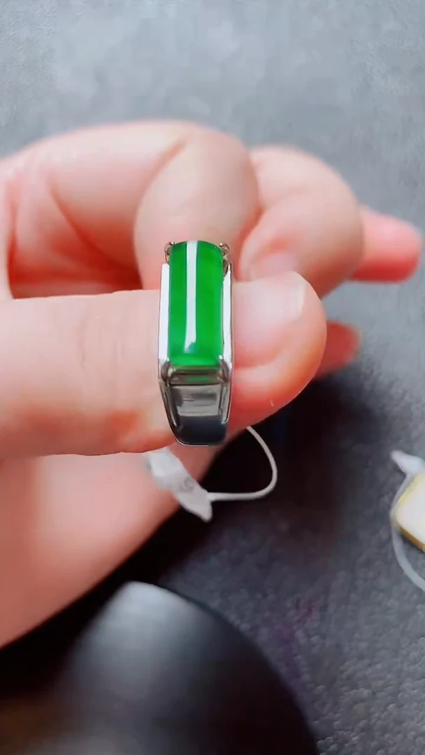 银S925镶嵌戒指翡翠翡翠