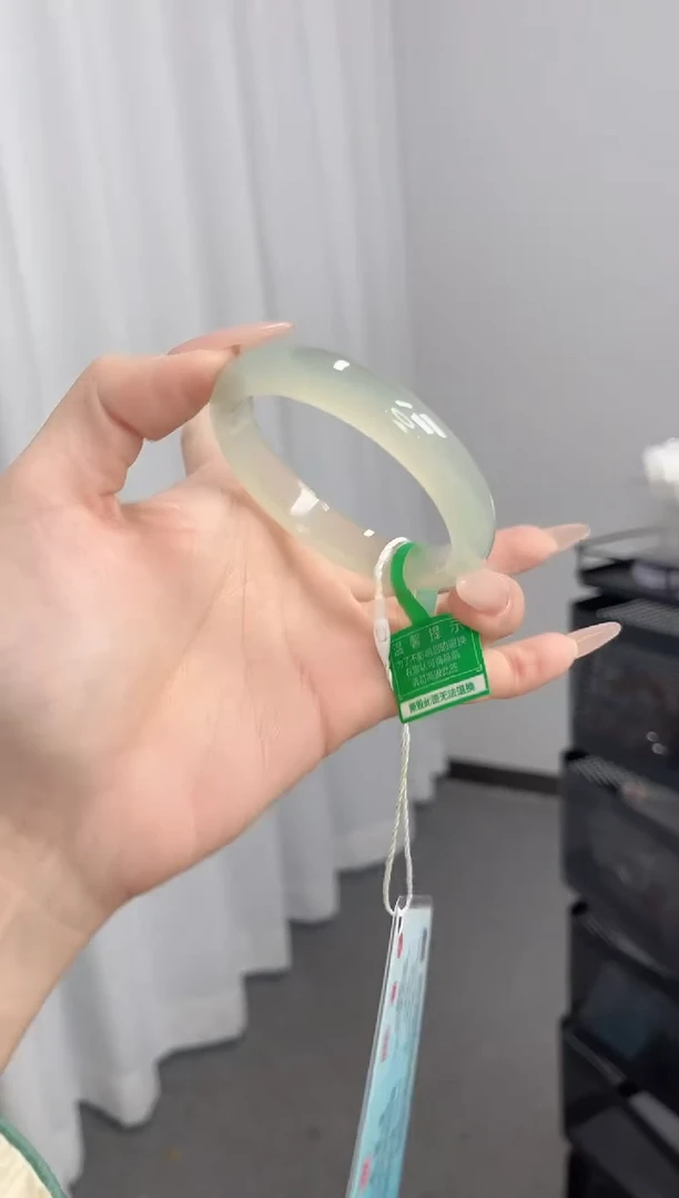 【闪购商品】玛瑙/玉髓手镯未镶嵌52-53圈口