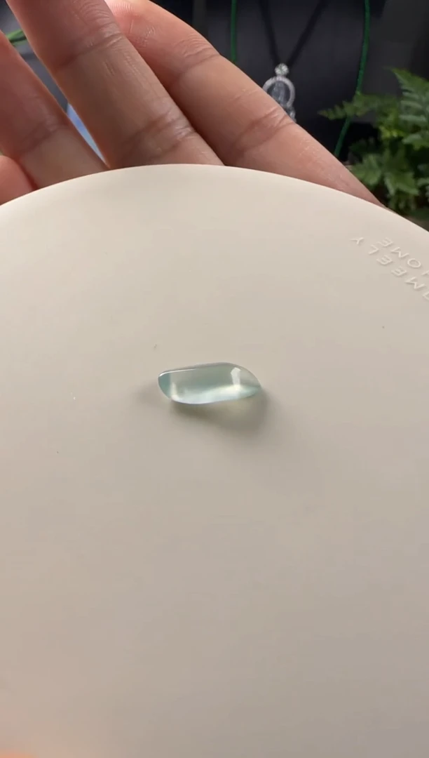 未镶嵌定制翡翠戒面