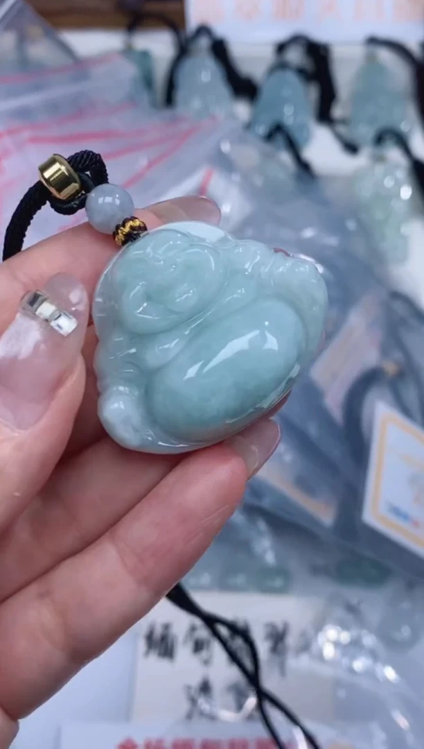 颈饰未镶嵌翡翠吊坠