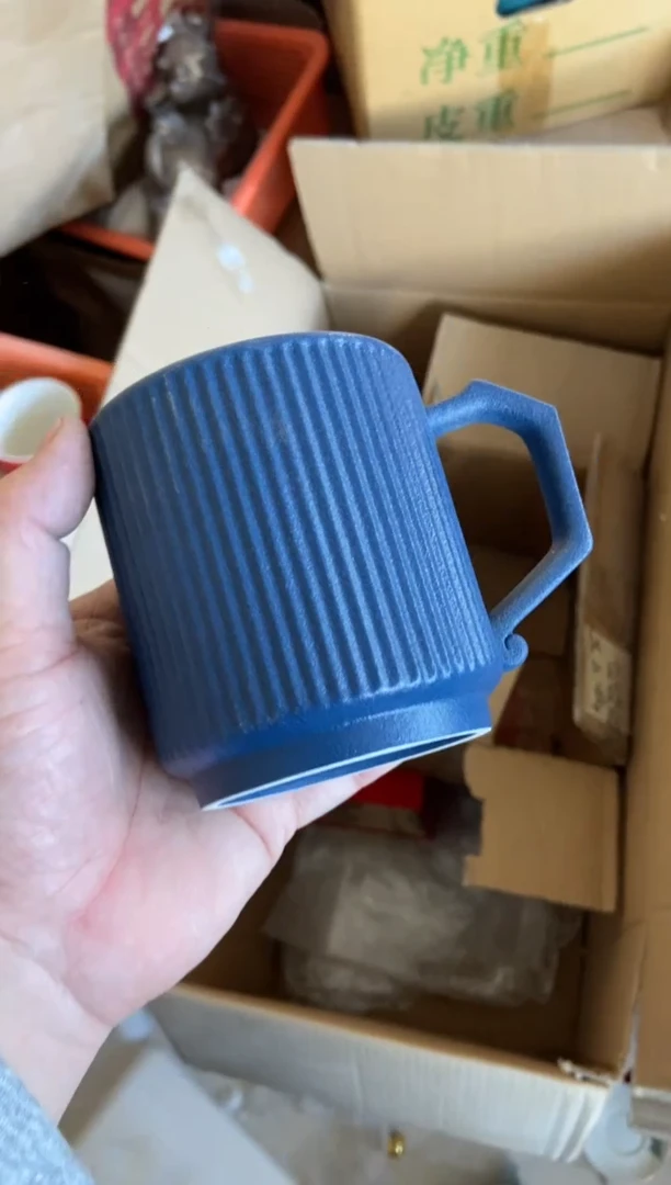 无运费险有瑕疵的摄影的产品有使用过的痕迹有点脏介意勿拍