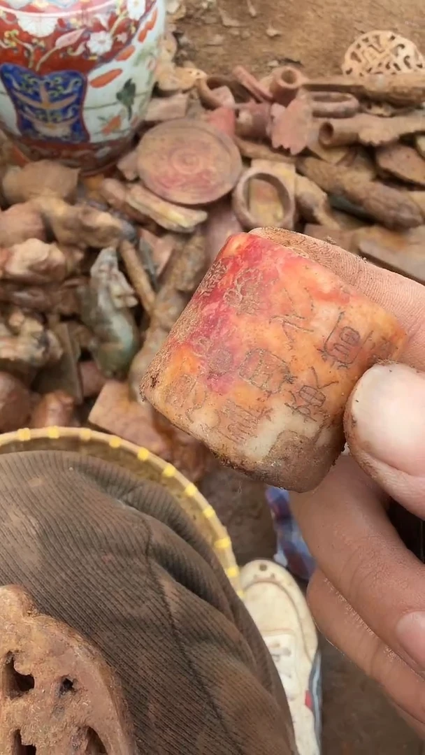 未镶嵌岫岩河磨玉（透闪石质玉）挂件哥**帅岫岩河磨玉