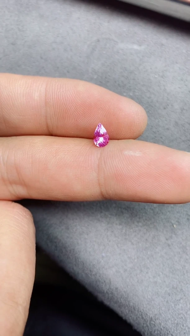 裸石彩色蓝宝石0.8ct