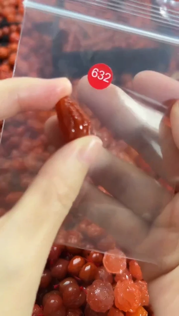 颈饰未镶嵌南红玛瑙1